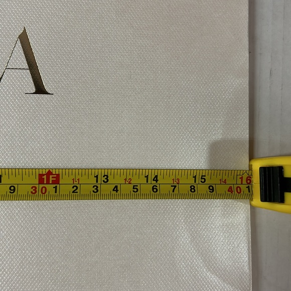 LaPerla Gift Bag Bundle - Picture 4 of 7